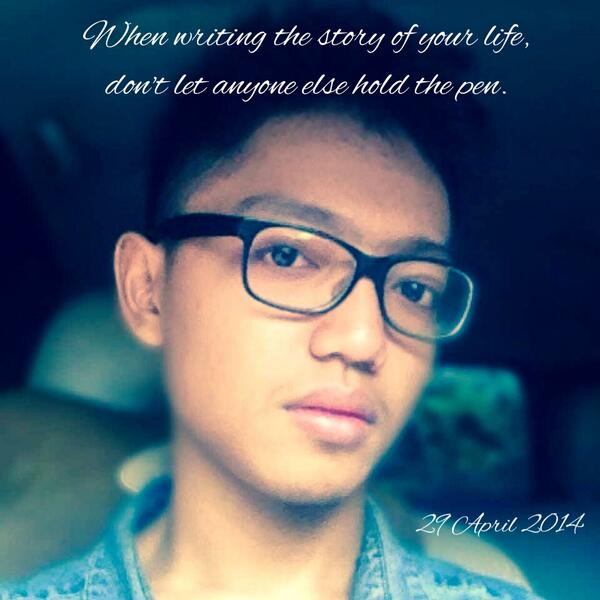 belabeeel's tweet photo. Happy 20th birthdays @ranggavin 😘🎉🎈👏💩 http://t.co/cTtw0MX4RY