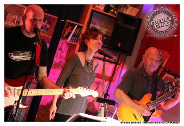 Cannes_France's tweet photo. Demain soir au @CoubysCaf dès 19h30 c'est soirée Live Music on the Couch ! #Cannes #nightlife http://t.co/UQhKm3pTTq