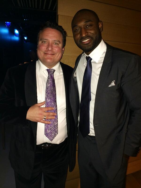 adrianholmes's tweet image. Good times @WGCtweet Awards w host @mrseancullen! #MrFunnyMan #PerfectlyFormed #WGCAwards