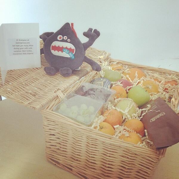 getresponse's tweet photo. #instafood #gift from #conversionexpert thank you! #getresponsemonster http://t.co/Yu2iZkvaPa http://t.co/Z95oTVLRda