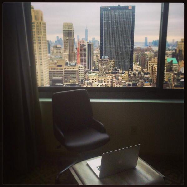 Remote_Office's tweet image. 44 floors above Manhattan #remoteoffice