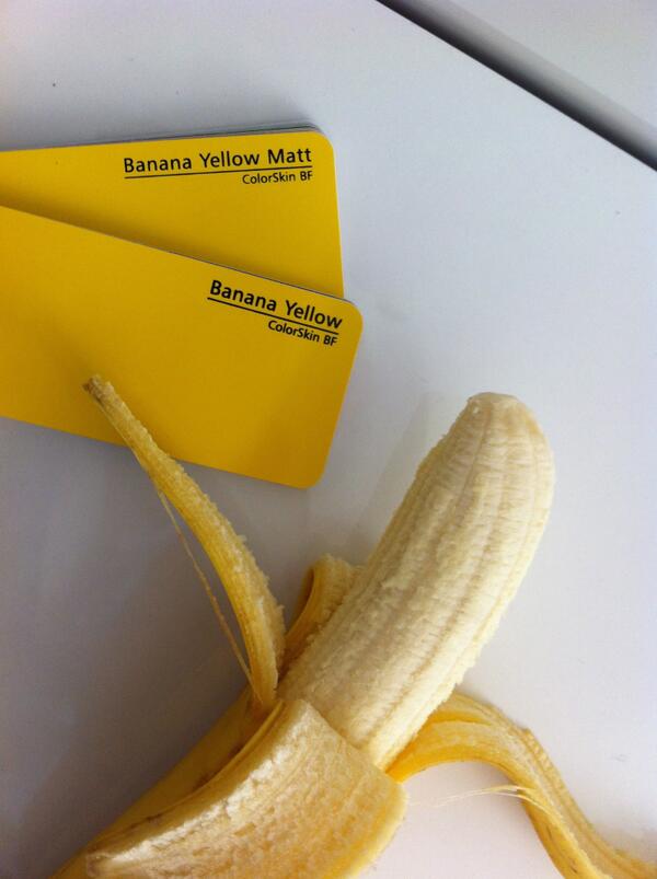GhostcarPL's tweet photo. specially for Neymar Jr ...banana yellow  gloss or matt http://t.co/Fc3w65q8m0