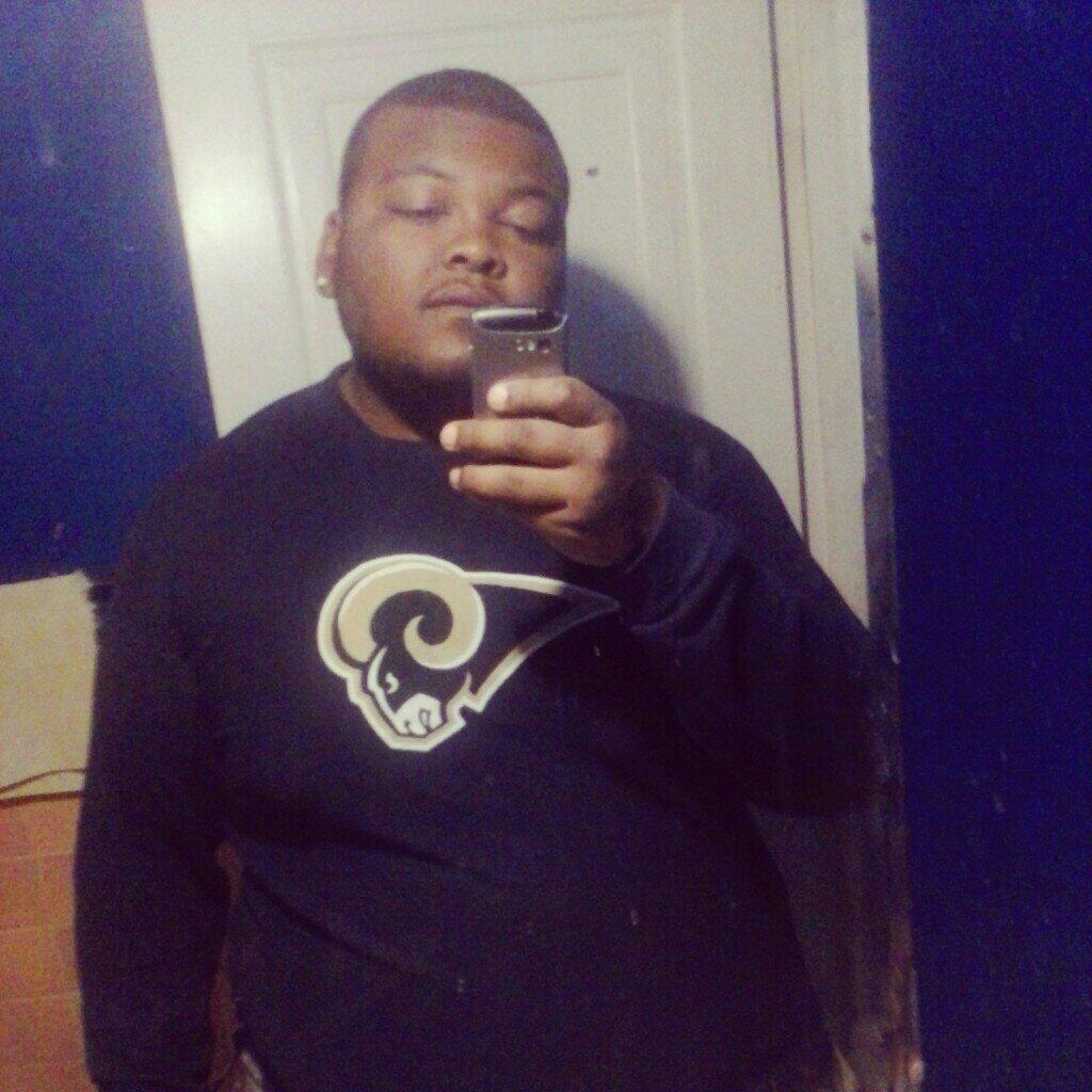 My city My team and Im flexing https://t.co/tFZRCrRnJV" #clout #ChargedUp #Yolo #6ways #saycheese #LARams