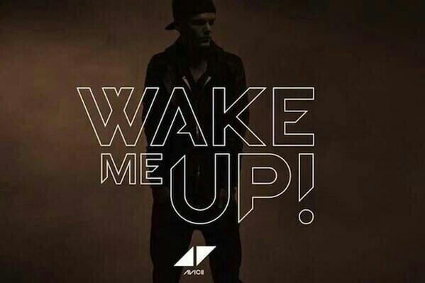 AviciiEcuador's tweet photo. Este track marco mi vida.. Nuestras vidas!! #WakeMeUp http://t.co/y02BkO8j3G