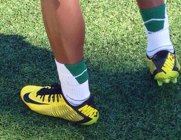 Cleatss's tweet photo. Nike Vapor Talon 2014 "Oregon Edition" http://t.co/LDeXEiPejJ