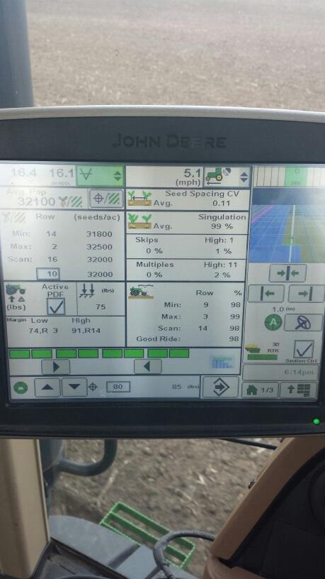 Have the 1770 dialed in now!  Putting some 49-29 @DEKALBSeed in the ground. #plant14