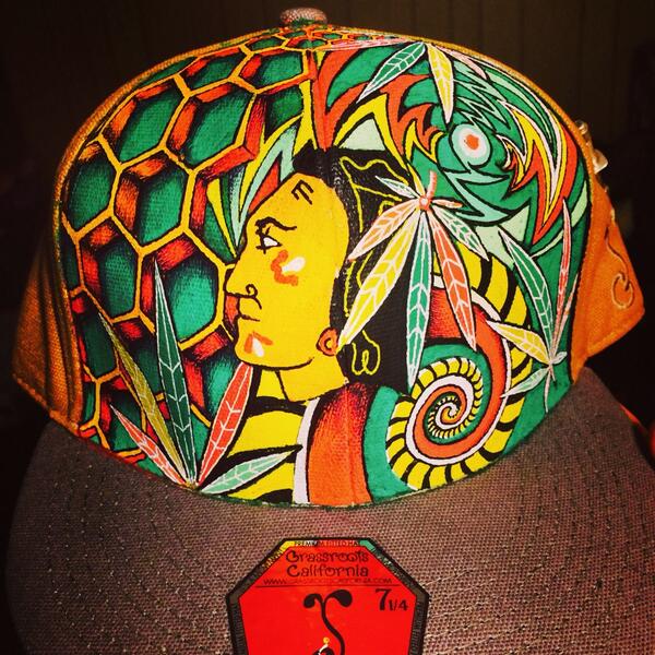 Visual_fiber's tweet image. #visualfiber  #ChiCagoBlackHawks  #Blackhawks  #chicago #handpainted #customhat
