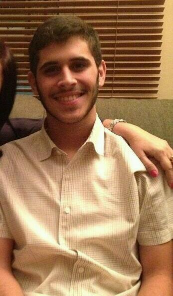 franciscoamarin's tweet photo. Alejandro Sarcos, privado de libertad. 18 años, estudia 5to año. No puedo creer esta vaina #LiberenASarcos. http://t.co/ervzEMN8h0