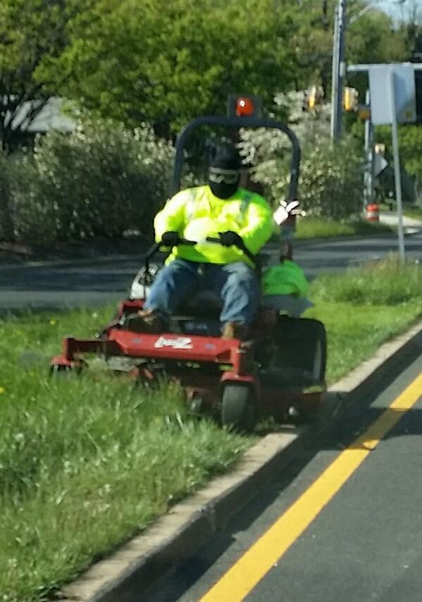 Ryan Kendall on X: This guy was wearing a full on ski mask while cutting  the grass #spring?  / X