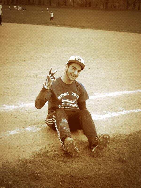 TheJECHS's tweet image. Sliding into first (base line:)). #YomHaatzmaut #RTMAyhem