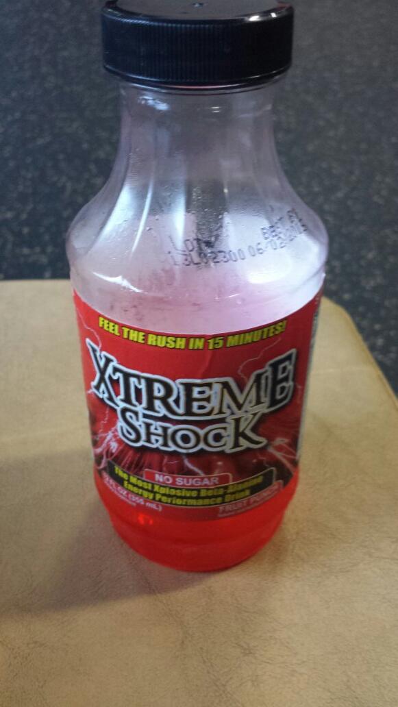 @Pinkprint__ @FlyWonders this is what I'm having now #preworkoutonly #gymdrinks #extremeshock