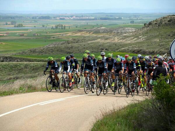 Significado de equipo. Ver imagen. @ACMarriott Por todos y por todo.