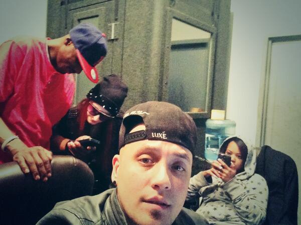 jeremyryanjp's tweet image. Puttin in that work @b3b3music @PARLAYSTARR #studiolife #connet