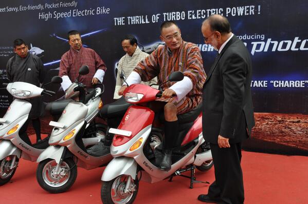 PMOBhutan's tweet photo. On Sunday, April 27, Lyonchhen launched the Hero Electric Bikes at the clock tower http://t.co/p7FAzFKa4J