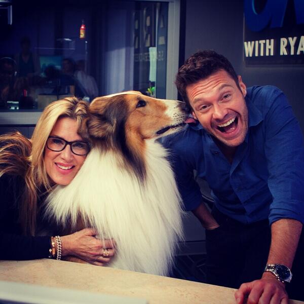 RyanSeacrest tweet picture