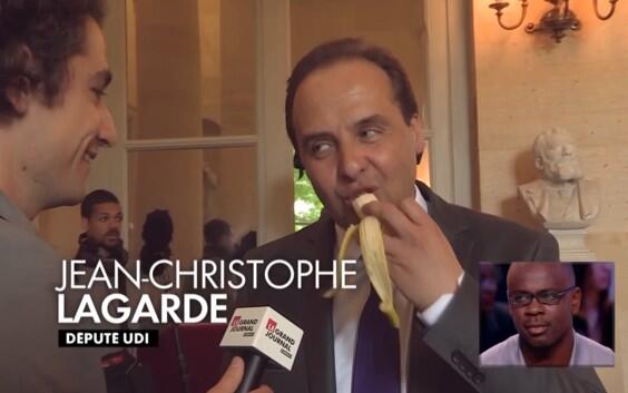 linfoduvrai's tweet photo. Les députés mangent une banane à l'Assemblée Nationale contre le racisme dans #LGJ http://t.co/wnzB2sLCZq