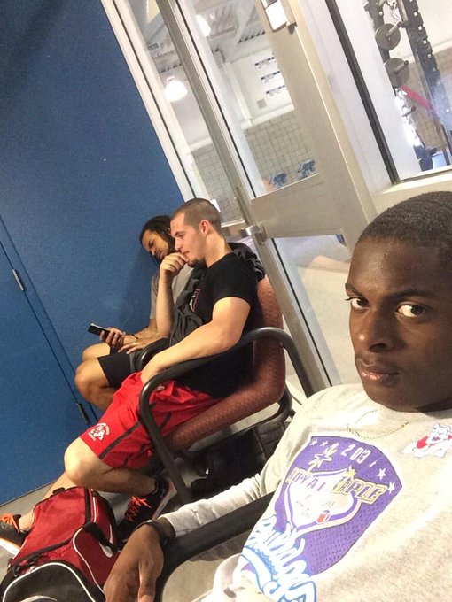 Watch Davante Adams's leaked NSFW photo on TwXstars