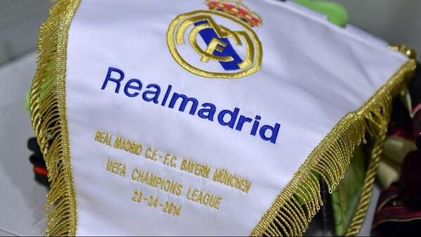 voetbalflitsen's tweet image. Retweet voor Real Madrid!