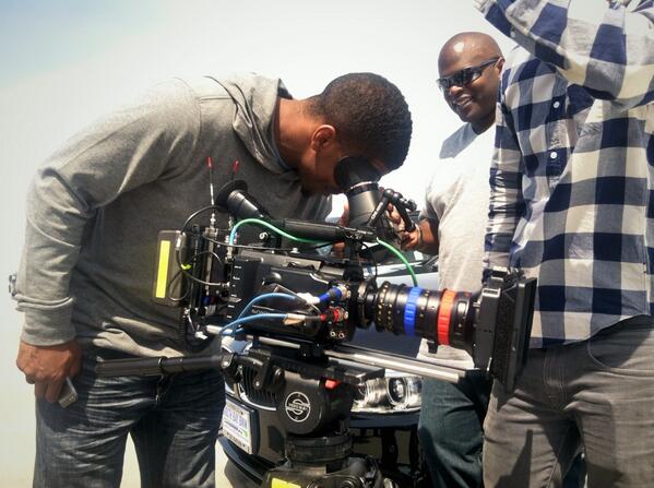 TLFiedler's tweet image. #DraftAcademy episode 2 airs on #ESPN tonight 10pm ET/7pm PT @BishopSankey and pops checking out his work #workhorse