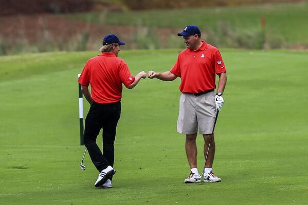 CFAPeachBowl's tweet photo. At -8, @AZAthletics' @CoachRodAZ and @JackWagnerhpk raised $50,000 for @UofA! #CFABGolf http://t.co/v9uXV4cEYf