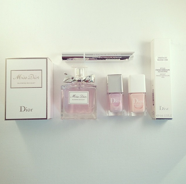 davelackie's tweet photo. I'm giving away this chic Miss Dior Blooming Bouquet set! To enter, follow @davelackie &amp; RT http://t.co/ugIrJJ109r