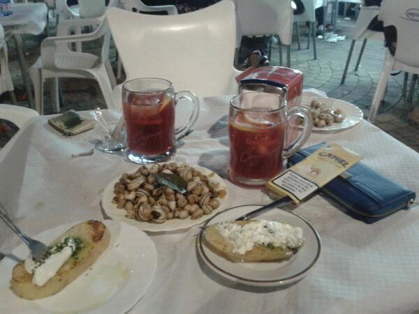 valbujerm01's tweet photo. malviviendo @ceeleaBB http://t.co/E6McN1UbcV