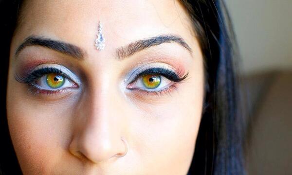 postbadindia's tweet photo. Magnifique yeux 😱😍👌👀 #TeamIndia #TeamPakistan #TeamSri #Eyes http://t.co/uyr6DizjkB