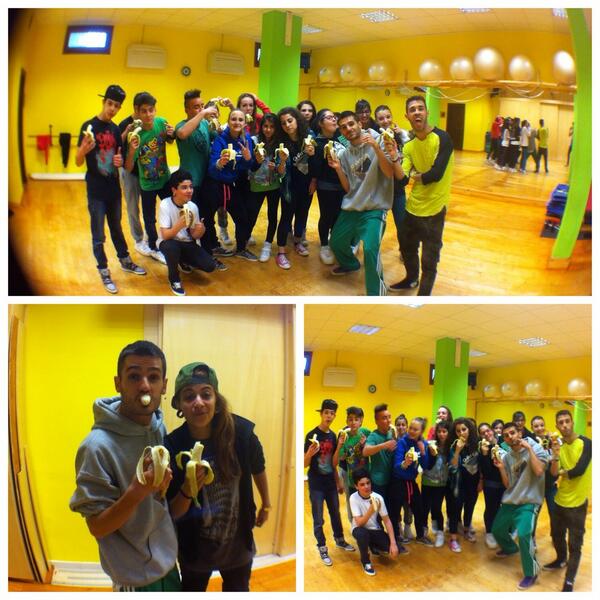 Matteopuffocois's tweet photo. Happy #danceday everybody - #danseoutremer dice NO AL RAZZISMO - #siamotuttiscimmie #NoToRacism #chatterboxcrew http://t.co/wlnw8wtfNT
