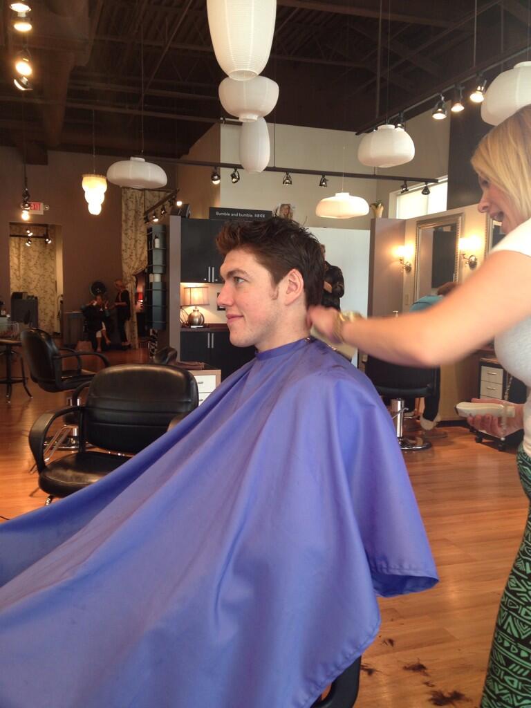T.J. Oshie cut his hair and fans are heartbroken