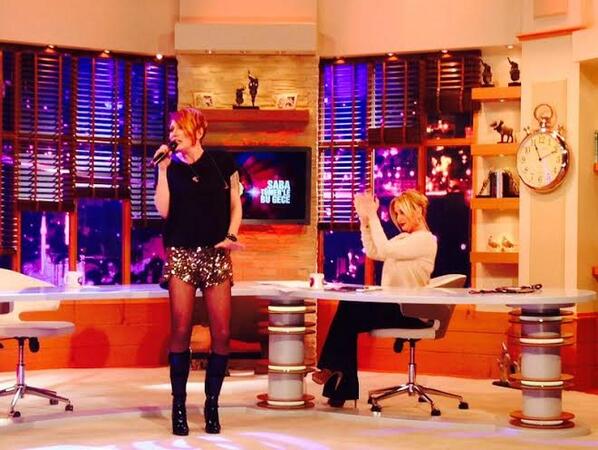 SabaileBuGece's tweet photo. Saba Tümer'in şu anki konuğu; müzik dünyasının sevilen sesi Sibel Tüzün... @sibel_tuzun http://t.co/rKPdmemCXX
