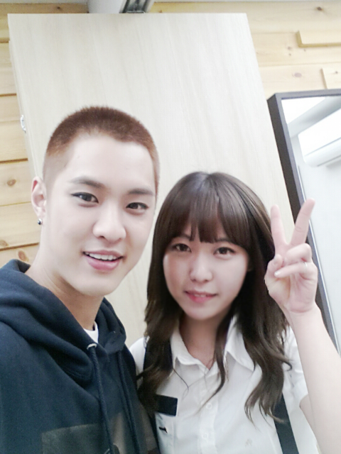 fncdl0505's tweet image. seungho still looks pretty tho.. what sorcery is this?? are you a vampire?? T__T @MBLAQSH