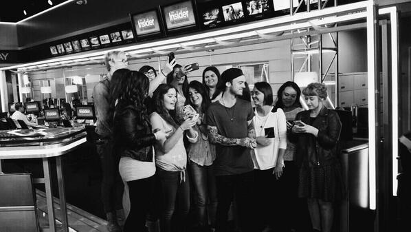 TheCabDay's tweet photo. Had such an awesome time hanging with #Insider! #LockMeUp is available now! http://t.co/9cwzPgYKms http://t.co/aOU0Krm8g8