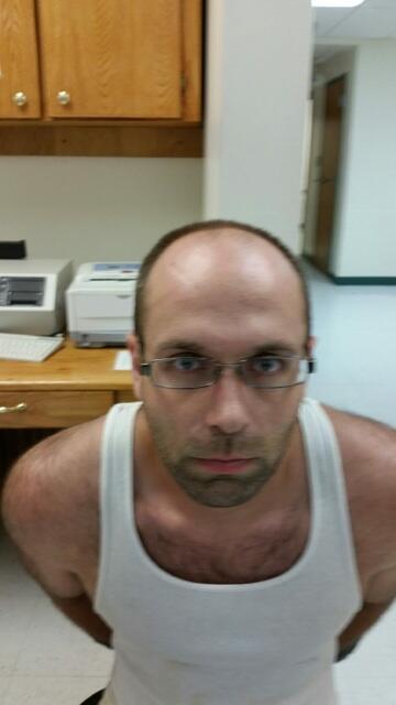 AngelaDTaylor's tweet photo. James Howard, 29 years old from Morrilton arrested in Vilonia, accused of looting @4029news http://t.co/zPL8X1EjIr