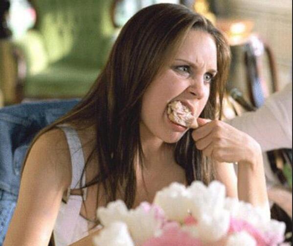 whenbae__'s tweet image. When bae says I can only have "one bite"