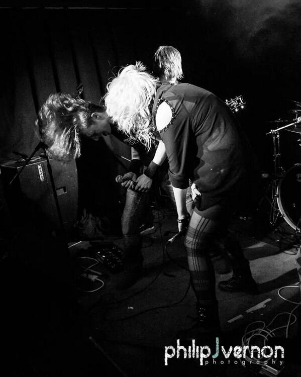 dr_thread's tweet photo. When @sophieellen2230 our vocalist collaborated with Headwires!
#prepareforwar #bands #leicester #frontwoman http://t.co/m8jskPKbVq