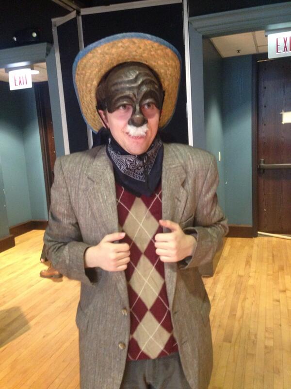 UofCCommedia's tweet image. Dean Boyer in da house #suchknowledge