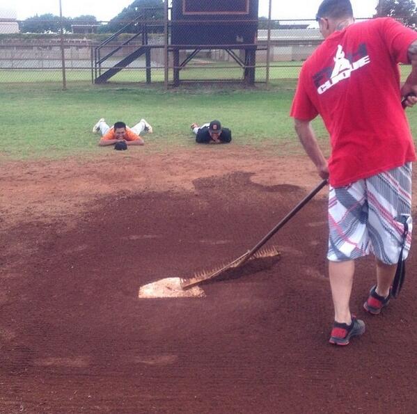 just10boy808's tweet photo. Throw back when me and burr need to learned how to fix home plate #takeing note http://t.co/uAwC1DgSyJ