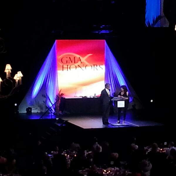 WhiteHeart Band tweet media