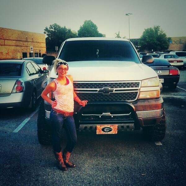 KPatterson41's tweet image. Backwoods barbie(: