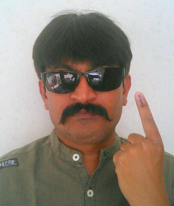 5KaPledge's tweet photo. Girish Borisagar fulfilled his #5KaPledge. Have you yet? http://t.co/wLXk7vlDZG