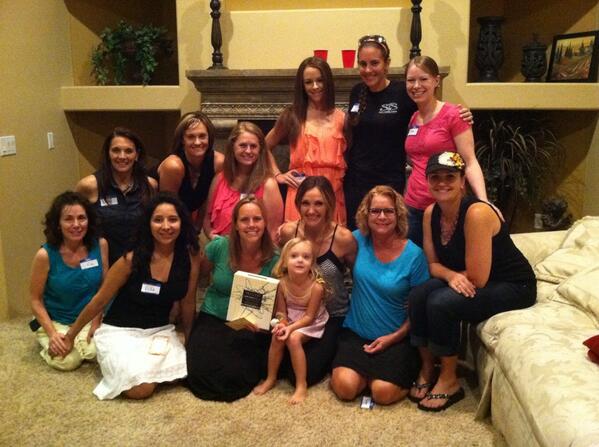 azkristimcp's tweet photo. @JennieAllen we are passing the torch!! Best bible study there is for women #restlessproject #jennieallen 🙏 http://t.co/xzfr6rw3WX