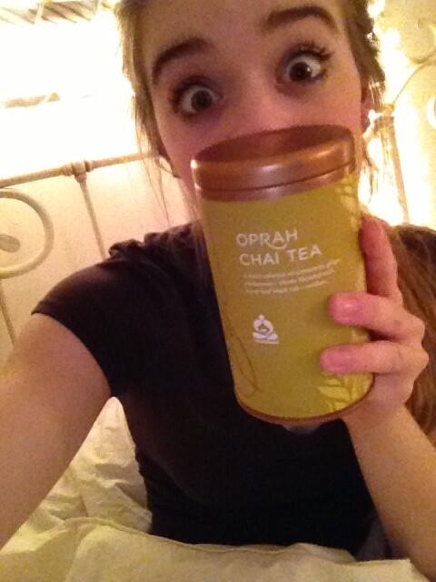 judeleak's tweet photo. Sam is doing history homework and getting her Chai on! @Starbucks @TEAVANA #OprahChai @heyimsammi http://t.co/7M1YqaKtEk