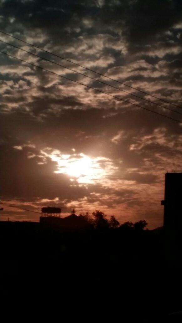 roory_5000's tweet photo. صباح الخير#تصويري http://t.co/YURVkaeV4N
