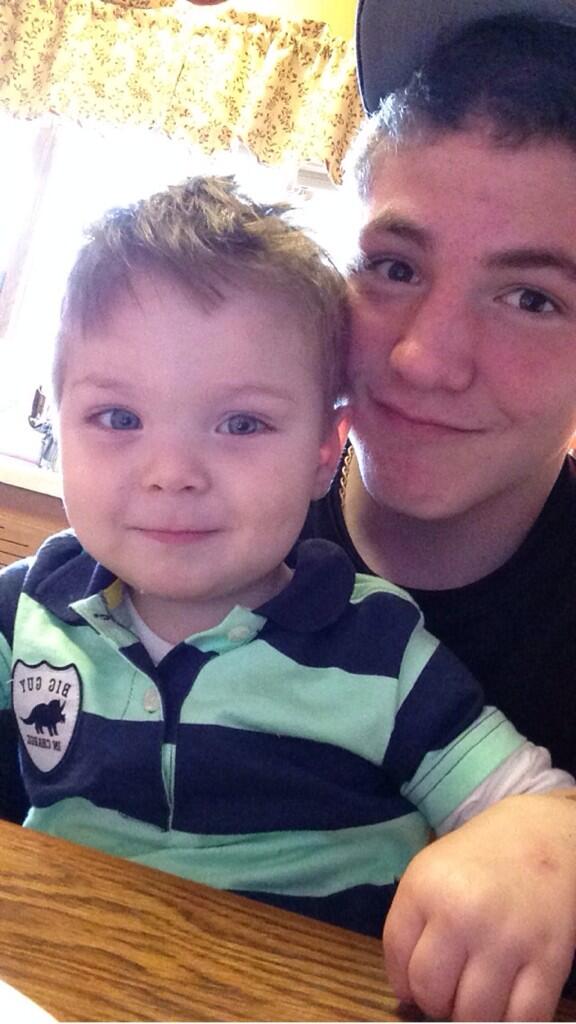 iWrestle34's tweet photo. Love this lil guy.😊 http://t.co/aVfq46yGIc