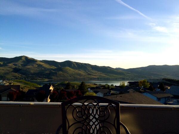 WIBCA's tweet image. Don't miss the Lake Chelan coaching clinic May 10th top college coaches and always beautiful Lake Chelan sunshine!