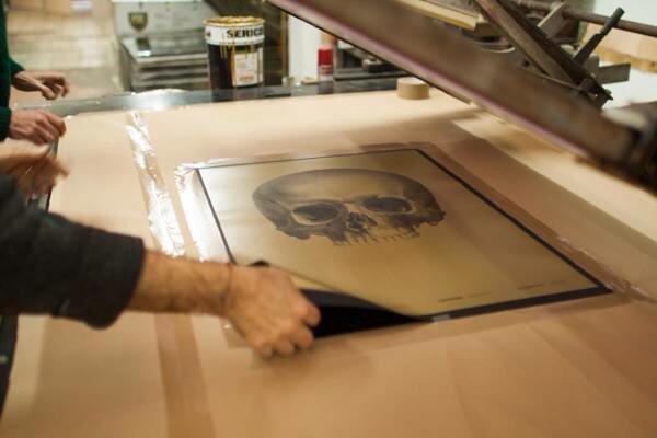 DMGSolutions's tweet image. Poster design for WD Beauty. Golden silkscreen over 150gr/m2 black paper. For specialised printing call 02 8373 5961