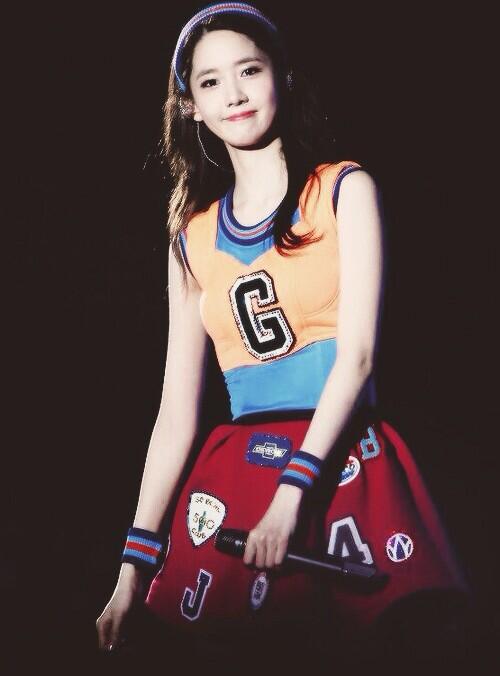 SNSDiYoona's tweet photo. "@AllAboutYoona: Pretty♡ http://t.co/0h0PpysTow"