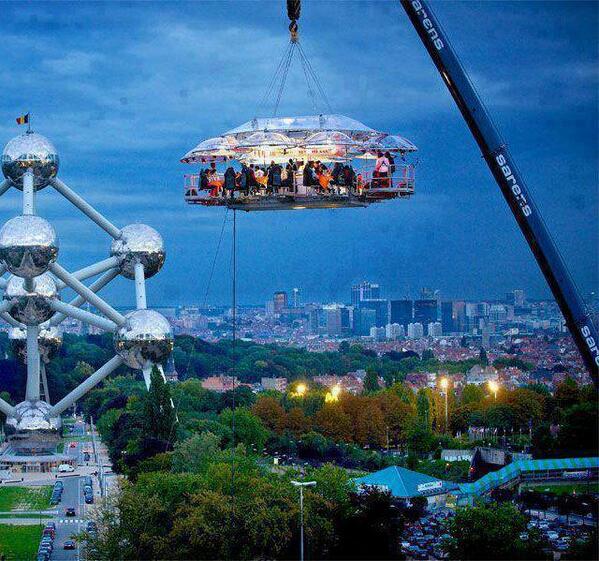gia__vilamala's tweet image. Amazing Hanging Restaurant in #Belgium