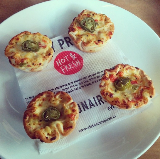 DebonairsPizza's tweet photo. "I just want someone to look at me the way I look at #PopItz!" #PizzaQuote http://t.co/LH2iY9TNmG