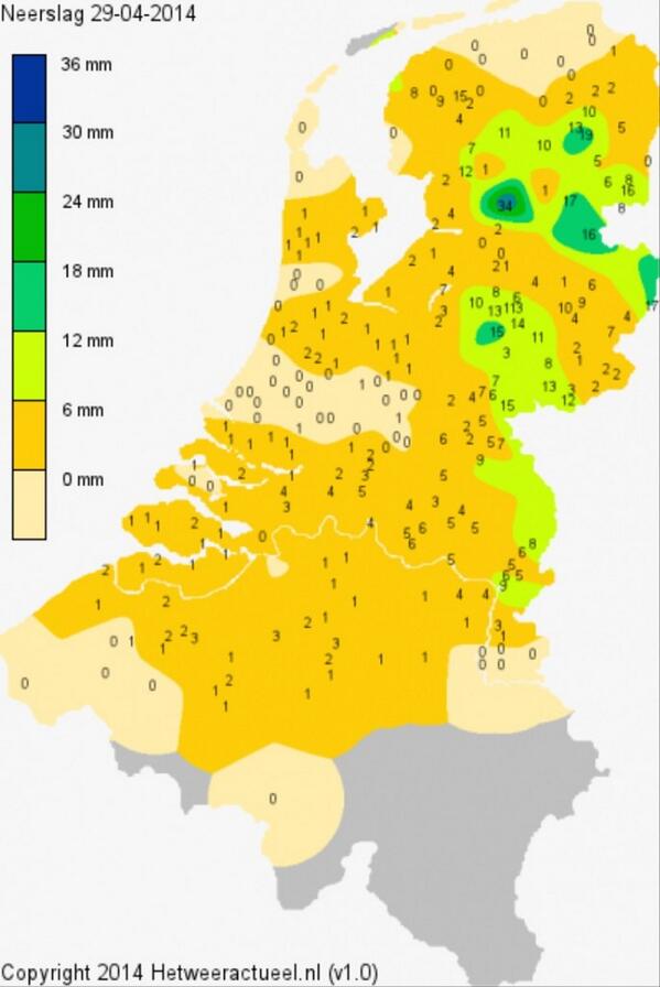 WilliamHuizinga's tweet photo. Millimeters neerslag in kaart gebracht (hetweeractueel) van gisteren. Zeer lokaal veel regen gevallen http://t.co/t262wVk6Fd
